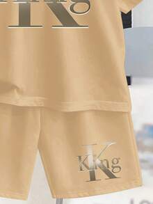 Tween Boys Casual Minimalist Round Neck Short Sleeve Shorts 2 Pieces Set,Suitable For Summer,Classic King Text Graphic Print Kids Outfit Tracksuits - Khaki - View 5