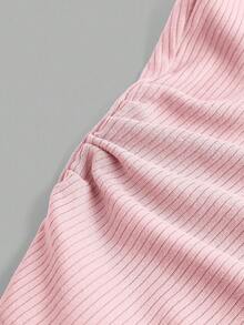 SHEIN Girlism 少女罗纹领蕾丝花边高领短款T恤 - 粉色 - 查看 4