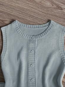 GlowEve Women's New Retro Single-Breasted Round Neck Solid Color Knit Sweater Vest Cardigan, Versatile Shorts Daily Outfit, 2-Piece Sweater Set - Baby Blue - View 5
