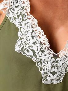 AiiRZ Bộ đồ ngủ bằng satin gồm áo hai dây viền ren và quần ống rộng, thích hợp cho giấc ngủ thoải mái và mặc ở nhà. - xanh quân đội - Xem 4