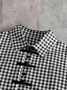 AXEPEAK Men's Plaid Pattern Short Sleeve Single-Breasted Casual Shirt - Black and White - View 3