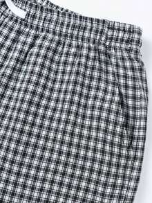 VIVINTIMO Men's Casual Drawstring Plaid Summer Versatile Sports Shorts, Holiday - Black and White - View 5