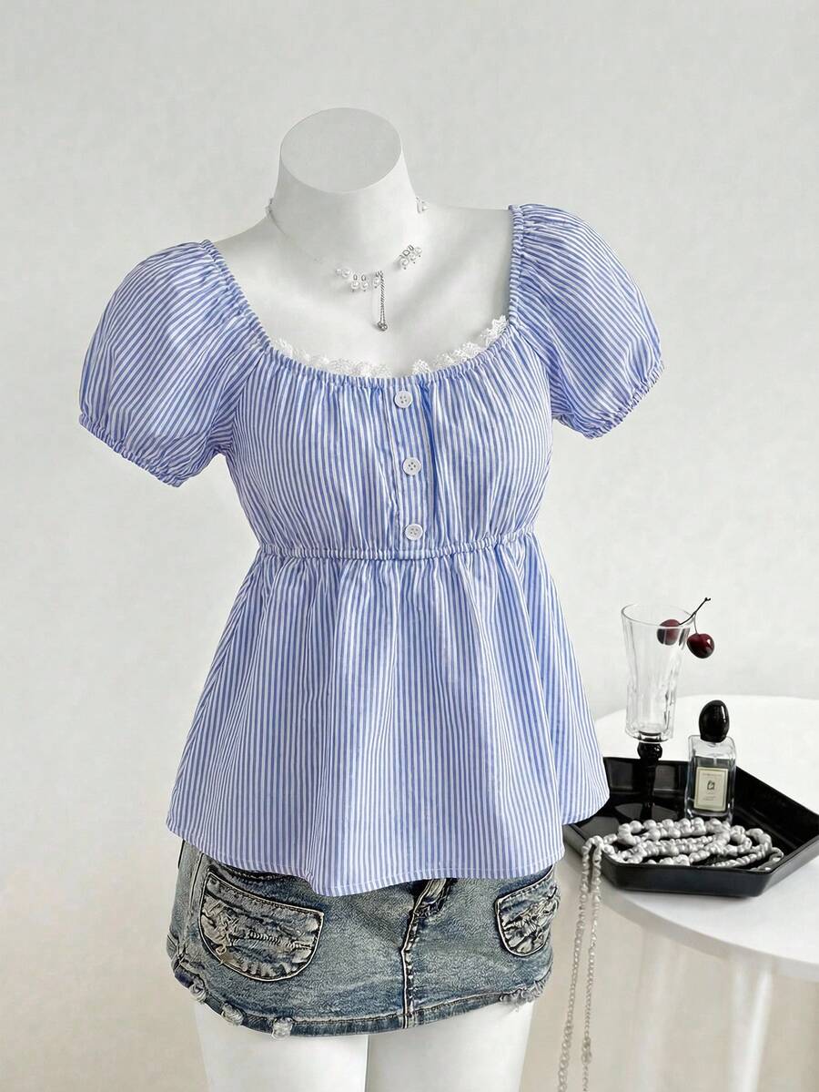 SHEIN قطعة واحدة، ملابس علوية فتاة بطراز حلو وعتيق: تشطيب باللؤلؤ + نقاط بيضاء، أكمام قصيرة منتفخة وياقة مربعة وخصر مجمع، قماش رقيق غير كثيف، ملابس علوية فضفاضة ناعمة، للمواعيد والخروجات اليومية، للربيع والصيف - الأزرق - مشاهدة 1