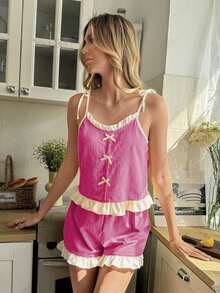 Snug Reverie Bộ đồ ngủ quần short dây bèo nhún - Màu Hồng Tươi - Xem 5