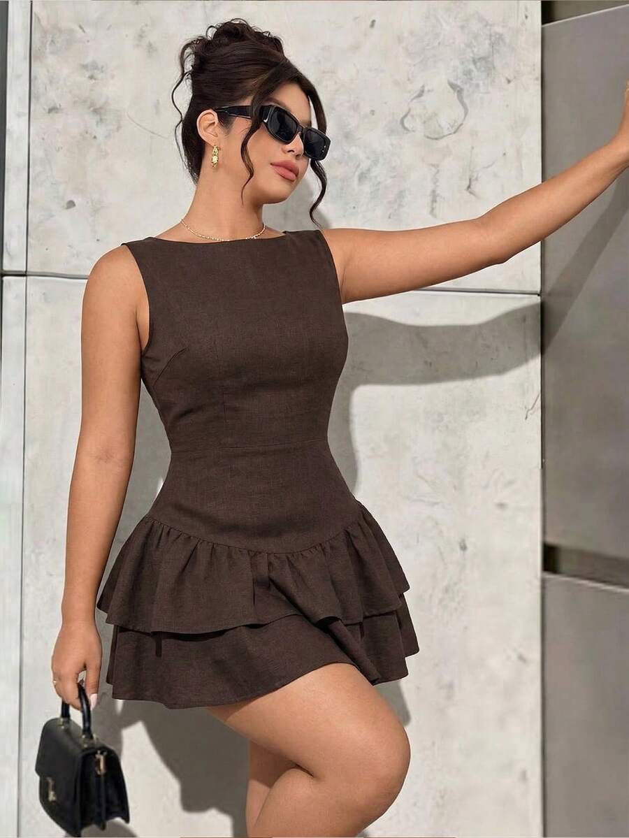 Easura Vestido Elegante de Verão com Decote Redondo e Sem Mangas, Modelo Evasê, para Mulheres Plus Size - Castanho - Visão 1
