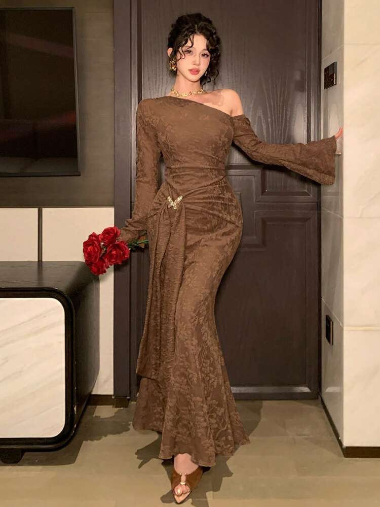 Spring & Summer Brown Midi Dress, Elegant For Valentine's Day, Wedding, Party, Formal Occasion. Waist Cinched, Flounce Hem, Puff Sleeves, Floral Textured Fabric, Tie Waist, Metal Decor Sun Dresses For Women