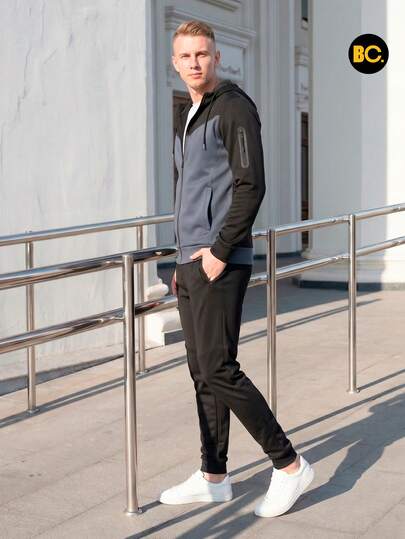Big City Conjunto deportivo premium para hombre confeccionado en tela TRICOT de alta calidad, ideal para el uso diario o actividades deportivas. Incluye sudadera con capucha y pantalón a juego, con diseño moderno y ajuste cómodo que brinda un look urbano y dinámico. Perfecto para quienes buscan estilo, confort y durabilidad en una sola prenda.