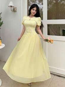 Modelyn 女士镂空珍珠刺绣雪纺拼接腰部喇叭连衣裙 - 黃色 - 查看 5