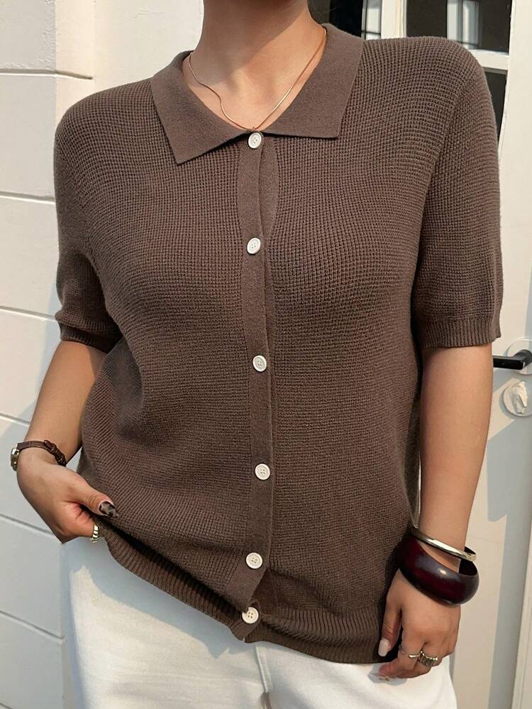 Dazy Plus Street Casual Summer Turndown Collar Solid Cardigan, Plus Size Women Spring/Summer Brown Short Sleeve Knit Top