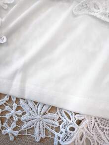 SHEIN CURVE+ Áo hai dây ren khoét lỗ thời trang và thanh lịch, cỡ lớn, mùa xuân/hè. - trắng - Xem 3