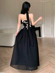 Modelyn 优雅花卉刺绣雪纺无肩带系带连衣裙，黑色 - 黑色 - 查看 2