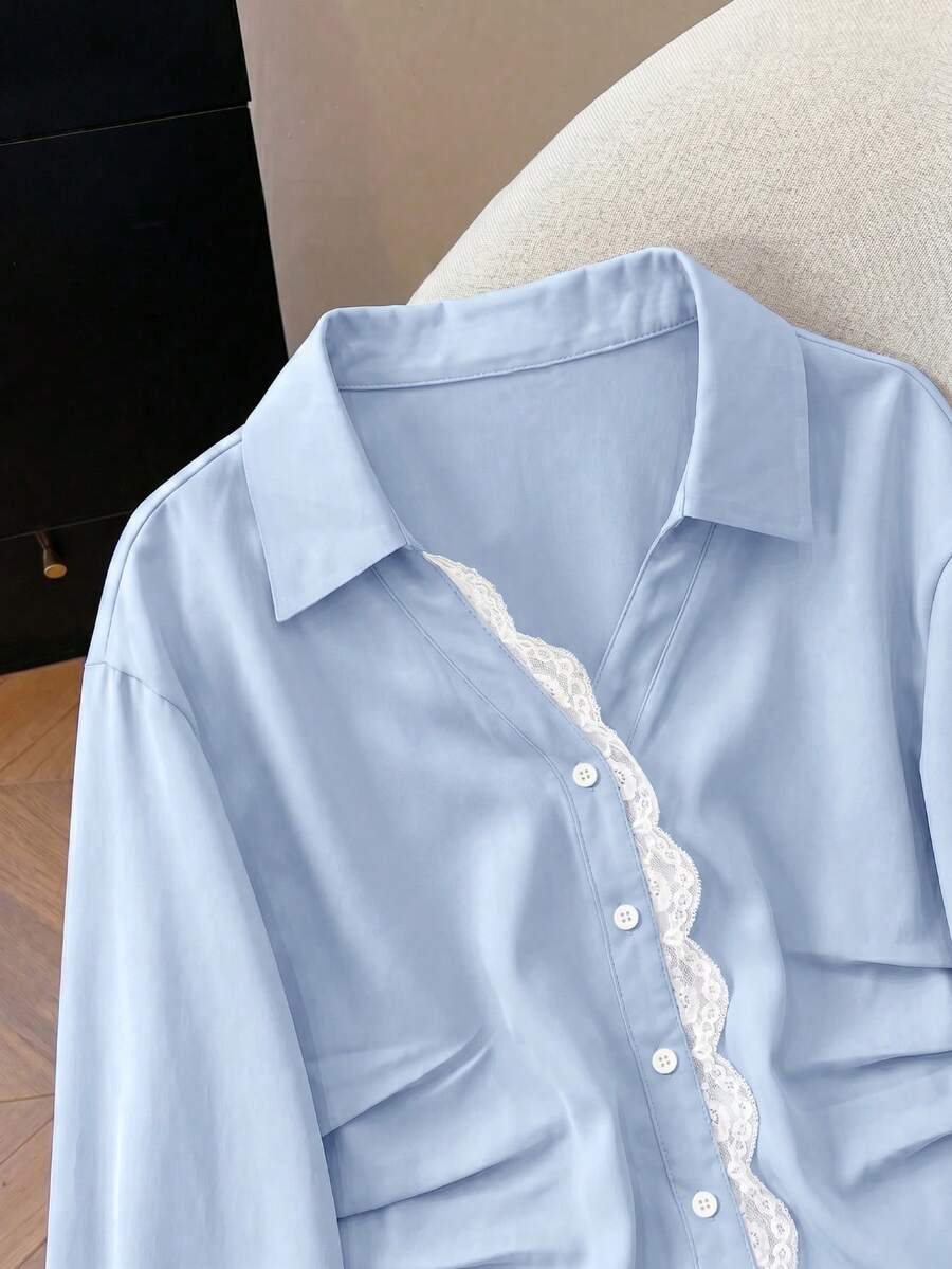Modelyn Blusa de manga larga con cuello vuelto, parches de encaje y diseño rejuvenecedor de moda, para primavera/verano - Azul - Ver 1