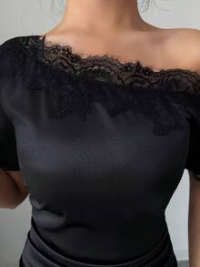 Rafferiza 女士缎面不对称褶皱撞色蕾丝露肩修身A字连衣裙，夏季 - 黑色 - 查看 4