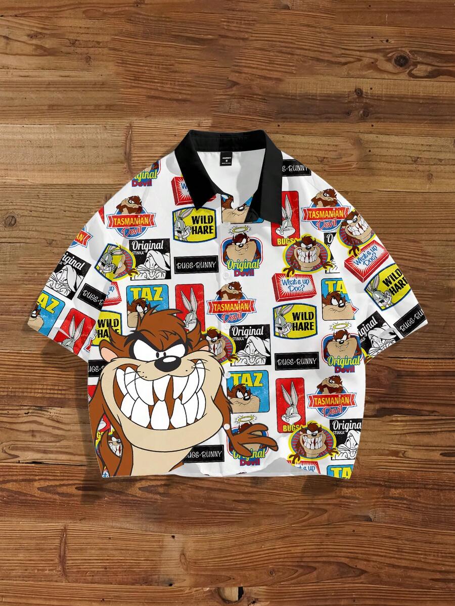 LOONEY TUNES X SHEIN Manfinity Joysei Áo sơ mi nam tay ngắn dáng lửng, in họa tiết toàn thân, cài cúc phía trước. - Nhiều màu - Xem 1