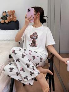 DAZY Bộ đồ mặc nhà thoải mái dành cho nữ, in hình hoạt hình, gồm áo và quần ngắn cổ tròn. - trắng - Xem 4