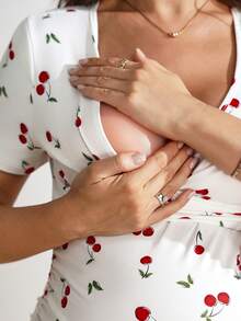 SHEIN 孕妇及哺乳期樱桃印花翻领短袖上衣 - 紅白色 - 查看 8