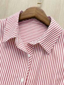 SHEIN Raffinéa Conjunto de 2 piezas para mujer con bloque de color contrastante, rayas, cuello de solapa y pliegues en la cintura, de manga corta - Rojo - Ver 7