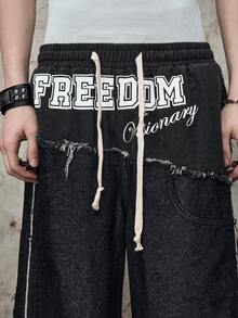 ROMWE MEN Street Life Men's Letter Print Frayed Hem Drawstring Waist Slant Pocket Casual Denim Shorts - Black - View 2