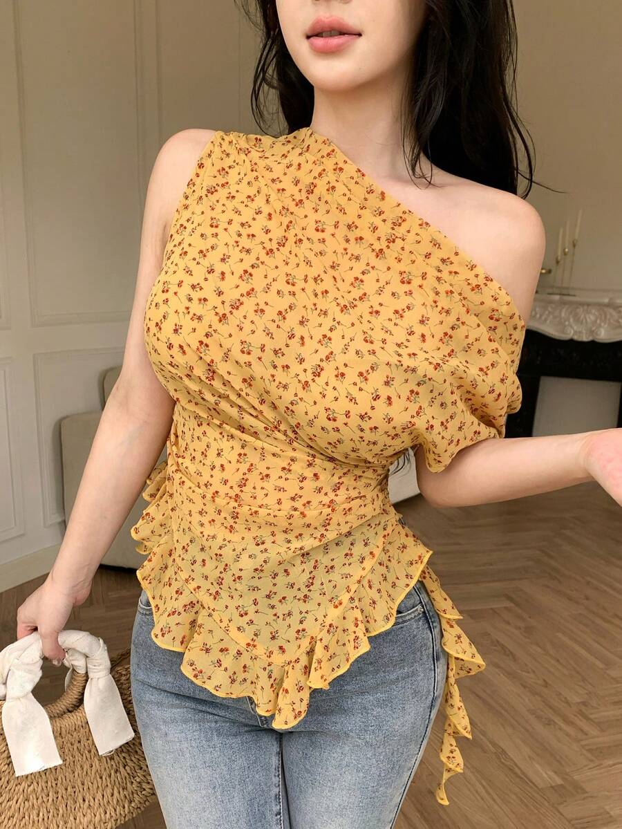 Modelyn 黄色碎花不对称领口荷叶边下摆性感度假女式衬衫
