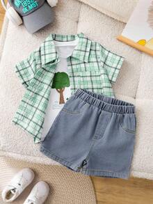 SHEIN Set da 3 pezzi per bambini/bambine, carino set estivo versatile: camicia a maniche corte a quadri, maglietta bianca, pantaloncini di jeans blu - Multicolore - Visualizzare 4