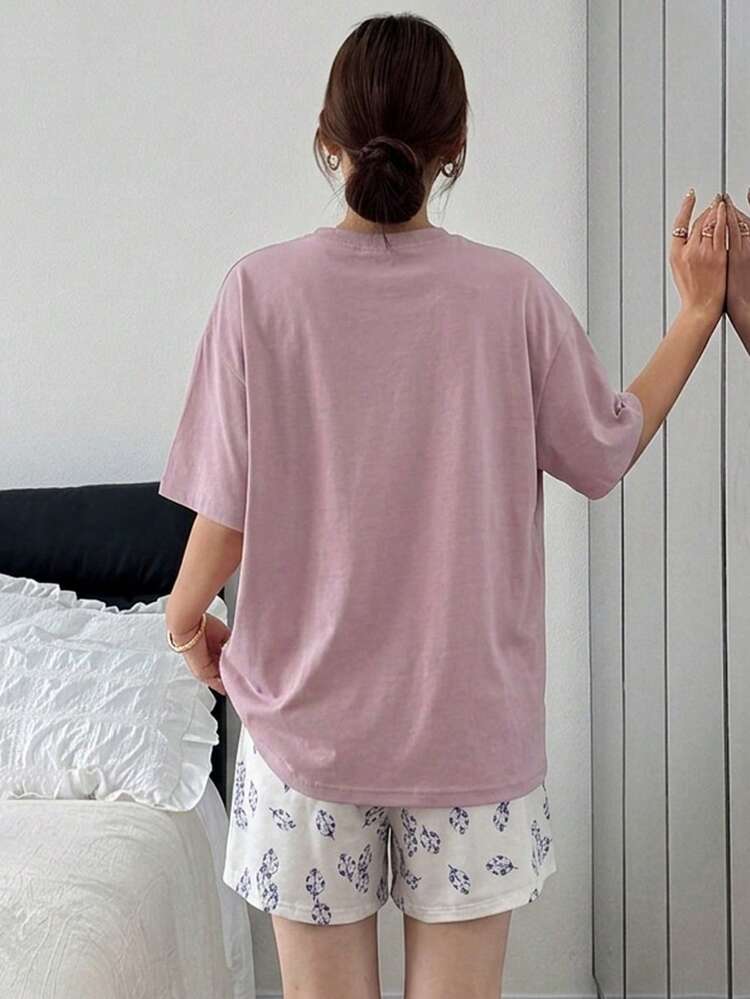 Women's Letter Print Round Neck Short Sleeve Top And Shorts Casual Loungewear Set