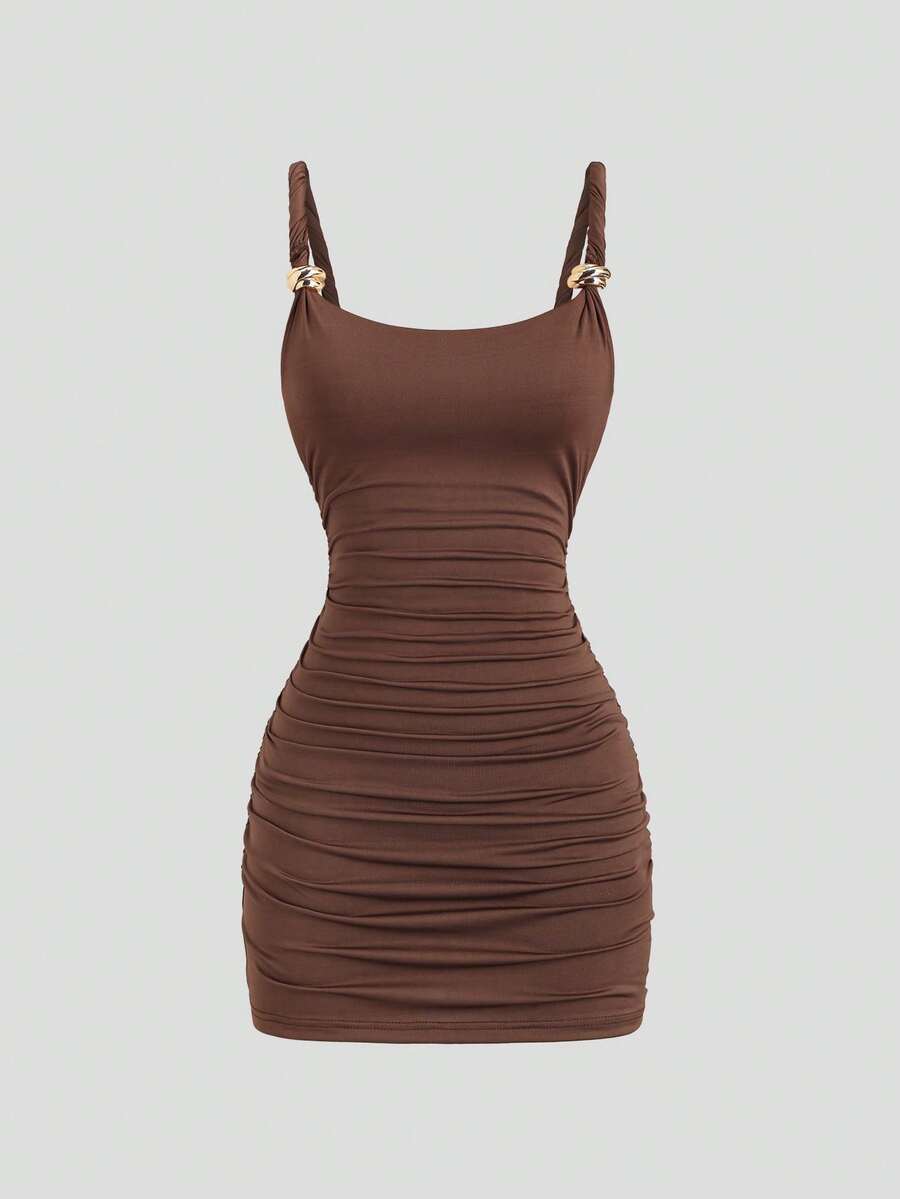 SHEIN Sweetro Bộ trang phục mùa hè mới kiểu Âu và Mỹ, váy ngắn ôm sát gợi cảm với dây xoắn và khóa kim loại, đa năng cho việc đi lại hàng ngày, màu nâu. - màu nâu - Xem 1
