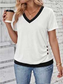 EMERY ROSE Fashionable Casual New Vintage V-Neck Side Hem Pleated Button Contrast Color Plus Size T-Shirt - Multicolor - View 4