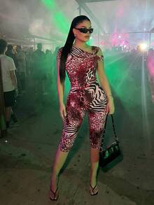 SHEIN SXY 性感豹纹短袖健身连体衣 - 紅色 - 查看 4