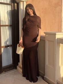 Hitanina Elegant Ruched Skirt Bodycon Dress, Suitable For Cocktail Party, Romantic Date, Autumn/Winter Layering, Party, Formal Gathering, Christmas,Winter Dresses For Women,New Year Dress,Elegant Dresses For Party,Dresses For Women Elegant,New Year Dress ,Elegant Party Dresses - Brown - View 4