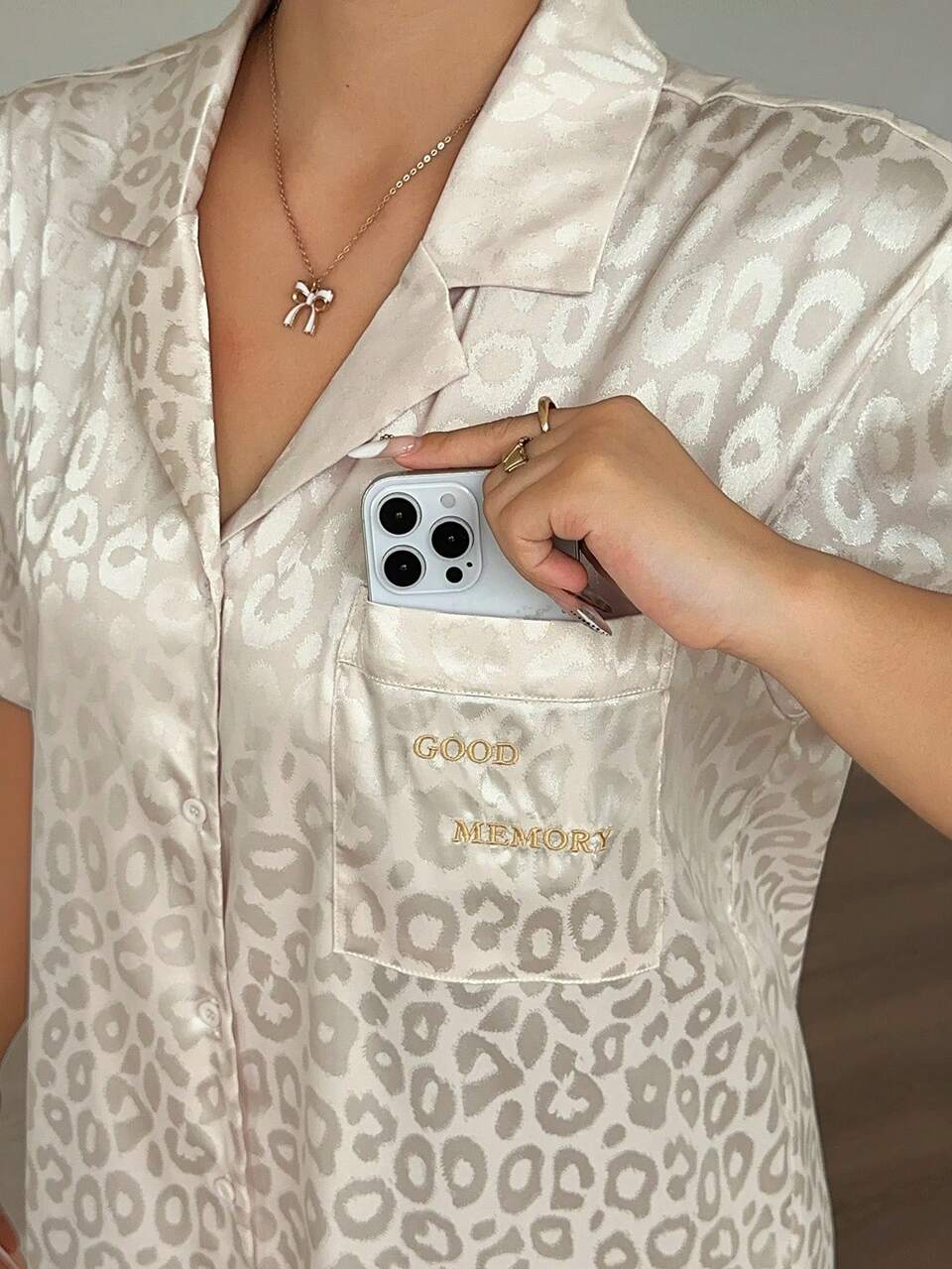 Dazy Plus Satin Leopard Jacquard Letter Decor Loose Short Sleeve Shirt Dress, Plus Size Sexy Sleepwear For Women Summer Pajamas