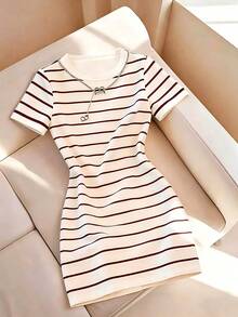 Airaco 女士圆领条纹休闲简约派对外出短裙 - 咖啡 - 查看 1