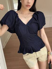 Áo kiểu nữ cổ chữ V ôm sát tay cánh hoa - trắng - Xem 4