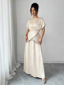 Rafferiza 女士优雅流苏交叉缎面短袖衬衫 - 杏色 - 查看 6