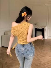 Modelyn 黄色碎花不对称领口荷叶边下摆性感度假女式衬衫 - 黃色 - 查看 3