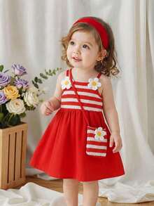 SHEIN Playful Pals 女婴夏季橙白碎花装饰无袖连衣裙，配同款迷你斜挎包，宽松裙摆，适合休闲外出、度假旅行、家庭聚会、夏季野餐等场合。 - 紅色 - 查看 6
