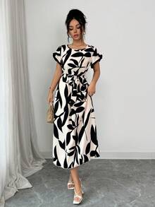 SHEIN Elenzya Women's Fashion Long Dress Round Neck Short Sleeve Random Print A Line With Waist Knot Detail Flared Hem Contrast Color Sleeves - Multicolor - View 7