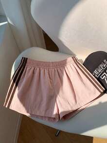 Comfortcana Quần short nữ dáng rộng màu hồng pastel và nâu kẻ sọc tương phản, cạp chun, kiểu dáng thường ngày, thích hợp cho mùa hè. - Màu Hồng baby - Xem 2