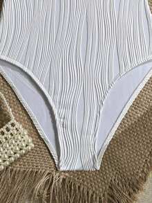 SHEIN Swim Traje de baño de una pieza de punto texturizado elegante y sexy con flores 3D hechas a mano, adecuado para la playa, la piscina, Año Nuevo, fiestas navideñas, primavera/verano - Blanco - Ver 15
