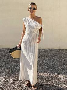 Livesso 女士条纹印花不对称领口扭结休闲中长连衣裙 - 灰色 - 查看 1