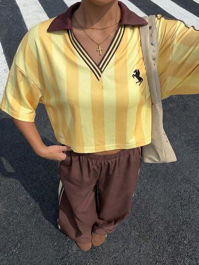 Muchica 女士休闲时尚街头运动日常通勤V领落肩宽松撞色条纹印花短款T恤，夏季