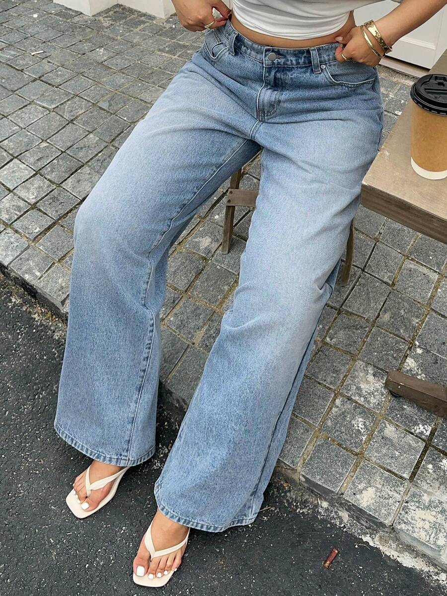 Dazy Plus 浅色水洗宽松直筒牛仔裤，休闲街头风，四季皆宜长裤 - 淺色水洗藍 - 查看 1