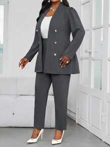 SHEIN Lady CURVE Bộ đồ công sở thanh lịch mùa thu đông màu hồng dệt kim cổ đứng cài vàng tay dài, cỡ lớn, áo khoác lông giả màu xám. - Xám - Xem 5