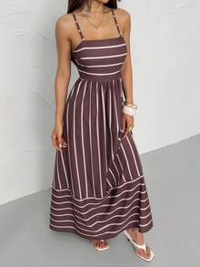 SHEIN PETITE Vestido de tirantes casuales de vacaciones con estampado de rayas para mujer, vestido maxi de línea A de cintura alta con bloques de color a rayas, vestido de tirantes marrón, vestido maxi a rayas, vestido a rayas rosa marrón, vestido maxi elegante con cuello cuadrado y tirantes retro francés para mujer, vestido de resort de verano elegante, vestidos elegantes para mujer, vestido de vacaciones, conjuntos de vacaciones de verano - Marrón - Ver 4