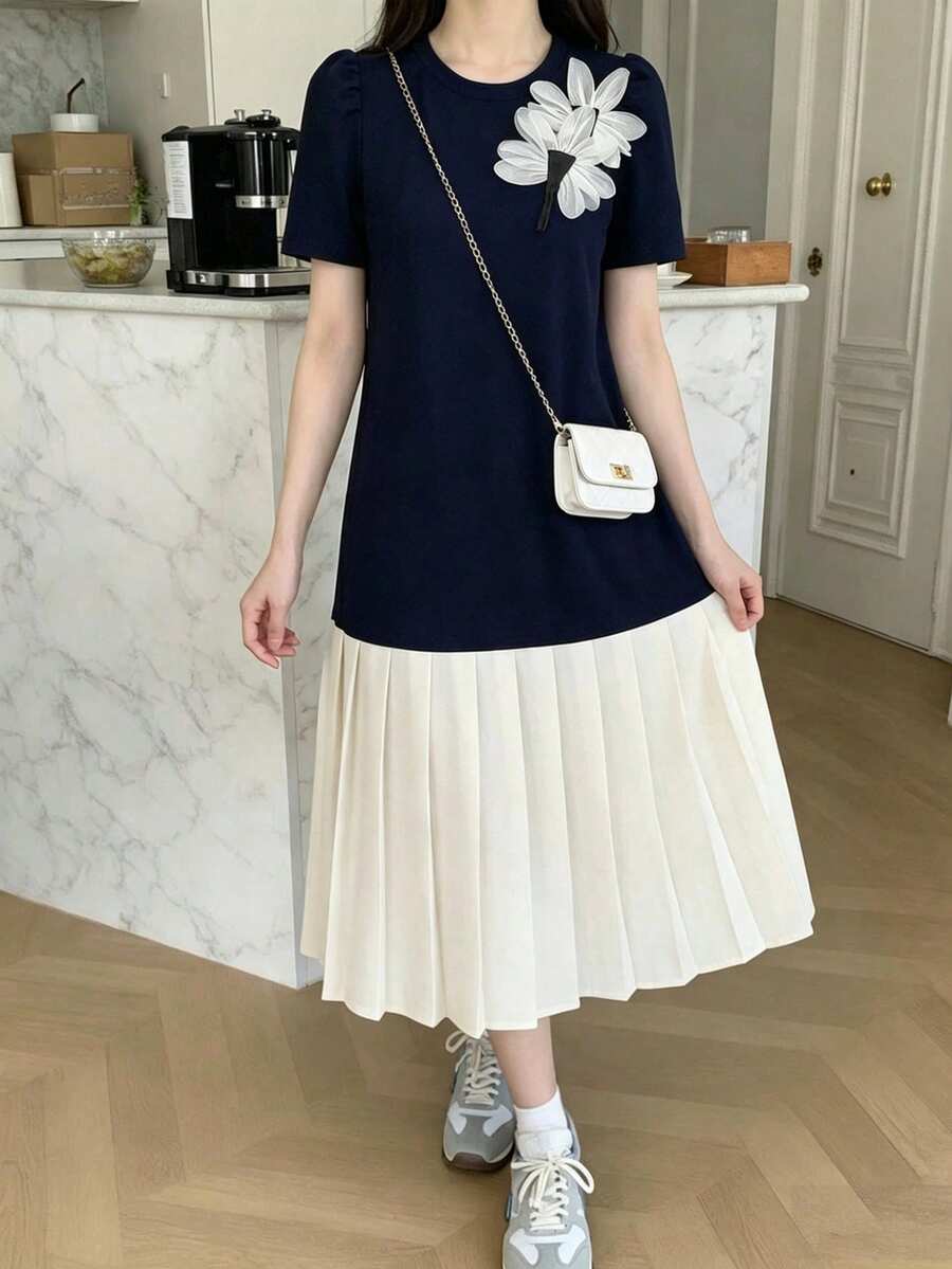 少女可爱活泼圆领花瓣袖贴花拼接褶裥下摆连衣裙,适合外出、度假、聚会、春夏穿着 - 藏蓝色 - 查看 1
