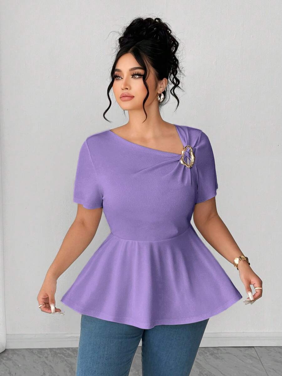 SHEIN Elenzya 大码女式不对称领短袖T恤，休闲优雅户外穿着 - 紫色 - 查看 1