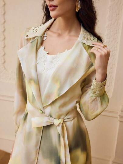 ZEYLAH Traje de organza estampada con cuello bordado, primavera/verano