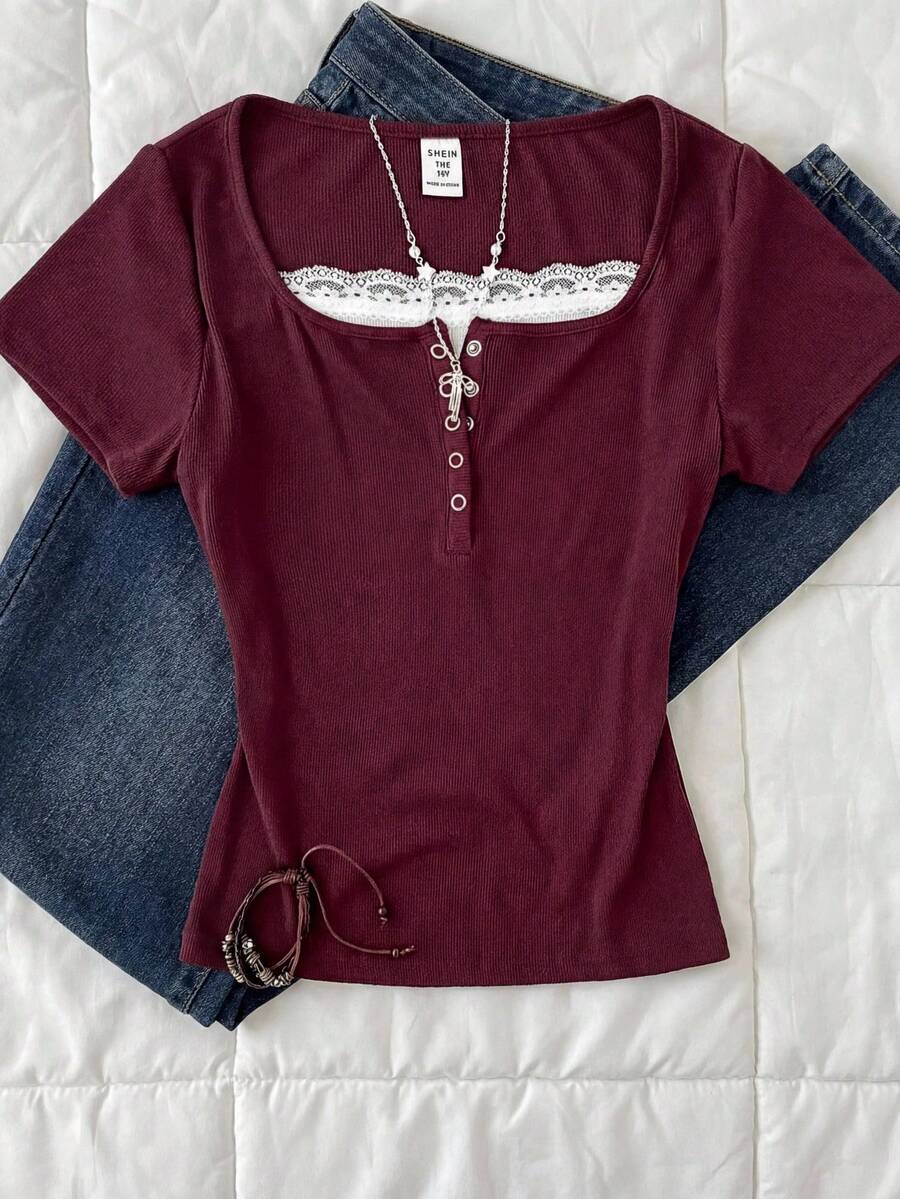 Áo thun ngắn tay màu đỏ tía cho bé gái tuổi teen, áo thun cổ tròn phong cách Y2K vintage với viền ren, áo thun ngắn tay màu xanh navy bằng polyester ôm dáng với cổ khoét và phần ngực nhún bèo cho phong cách thường ngày. - Màu Đỏ Sâu - Xem 1