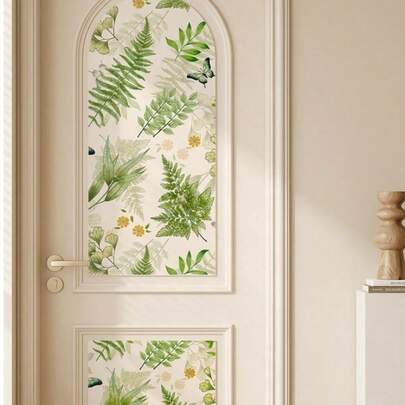 Cirelle 这款复古花卉藤蔓图案自粘壁纸尺寸为15.75英寸 x 118.11英寸，可移除，适用于客厅、卧室和家具翻新装饰。它是生日、毕业、房间装饰、家居装饰、墙面装饰、浴室、卧室、客厅等场合的绝佳礼物之选。