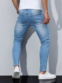 EGENSIO Plus Size Men's Light Wash Distressed Denim Jeans, Fashionable Streetwear Loose Fit Pants - Light Wash - View 4