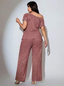 Modelyn Plus Size Women 2-Piece Set: Ruched Floral Decor One-Shoulder Top And Textured Casual Pants - Dusty Pink - View 2